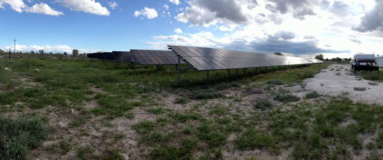 Photovoltaik-Anlage in Gam, einem Ort in der Region Otjozondjupa im Nordosten von Namibia. (Quelle: Fabian Junker, TH Ingolstadt)