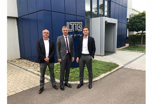 V.l.n.r.: Peter van der Velde (Vertriebsdirektor Interland), Wolf Hartmann (Vorstandsvorsitzender LTG) und Sander van der Hoven (Geschäftsführer Interland)
